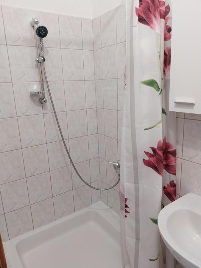 Appartamento Sobe Kraft 1 Živogošće Esterno foto